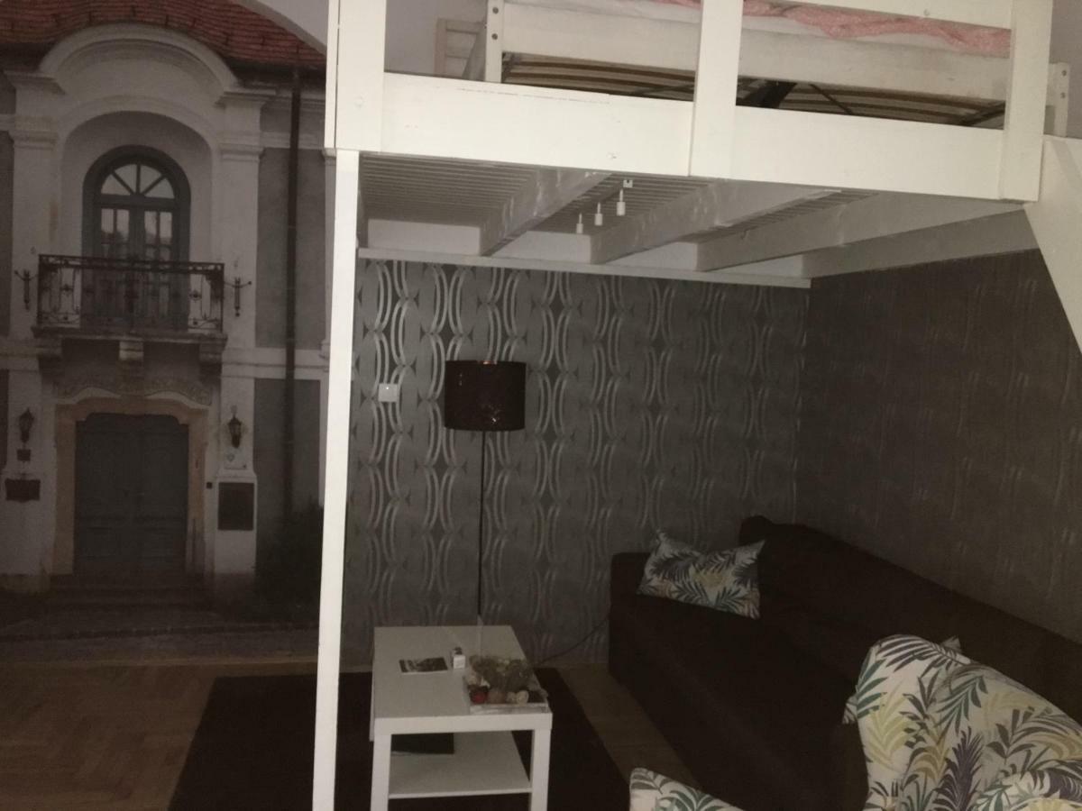 Lovag Apartman Budapesta Exterior foto